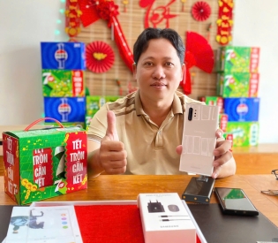 anh khách quen ghé sắm note1plus