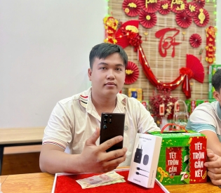 khách Tháp Mười ghé chốt s22 ultra