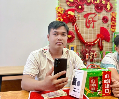 khách Tháp Mười ghé chốt s22 ultra