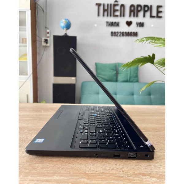 DELL Latitude 5580