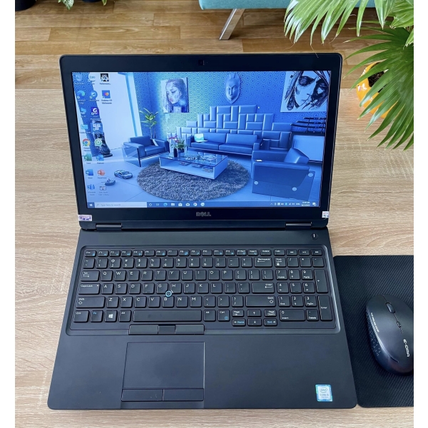 DELL Latitude 5580