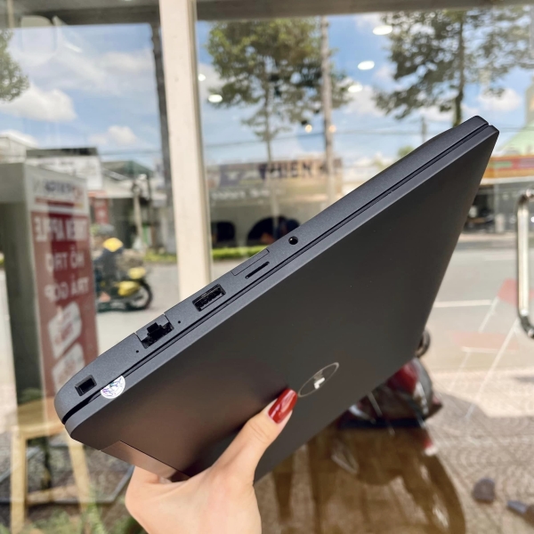 DELL Latitude 7480