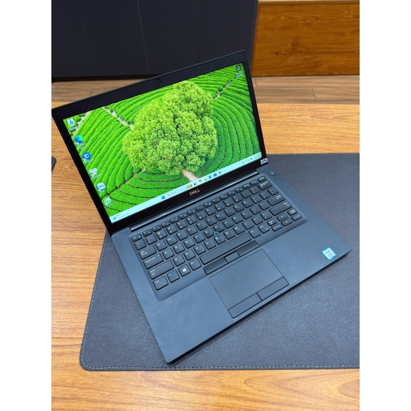 Dell Latitude 7490