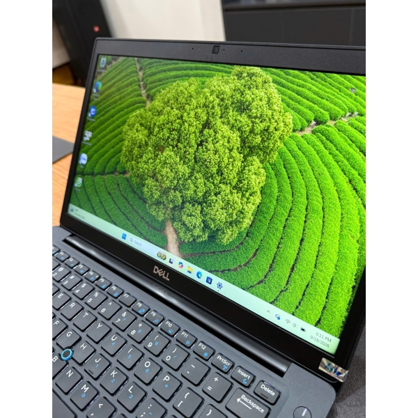 Dell Latitude 7490