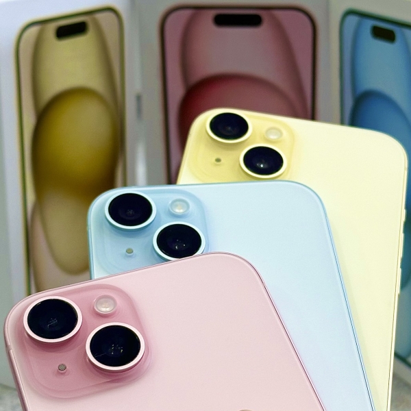 iPhone 15 128GB