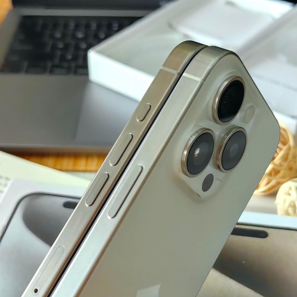 iPhone 15 Pro