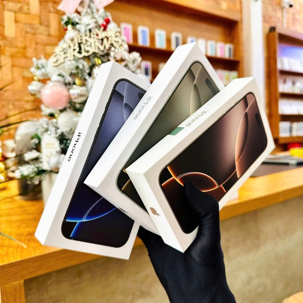 iPhone 16 Pro Max 