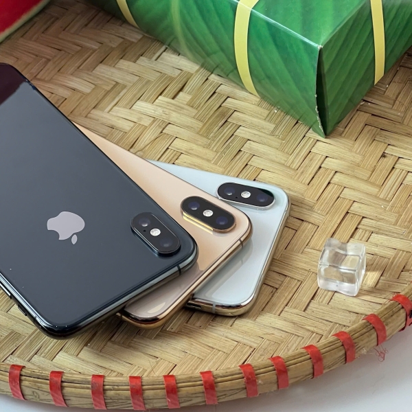 iPhone XS